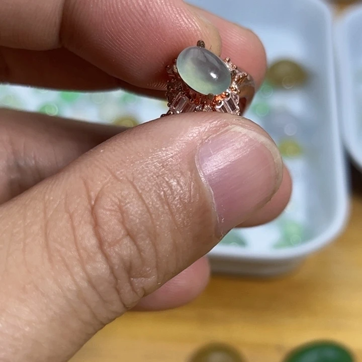 翡翠裸石缅甸A货翡翠