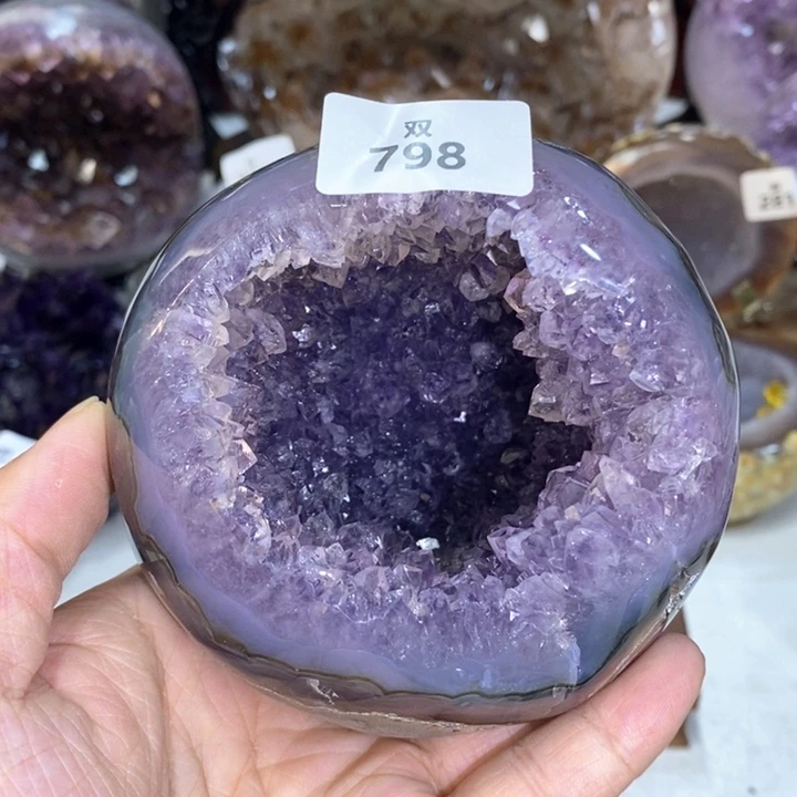 未镶嵌水晶大型摆件（非配饰）