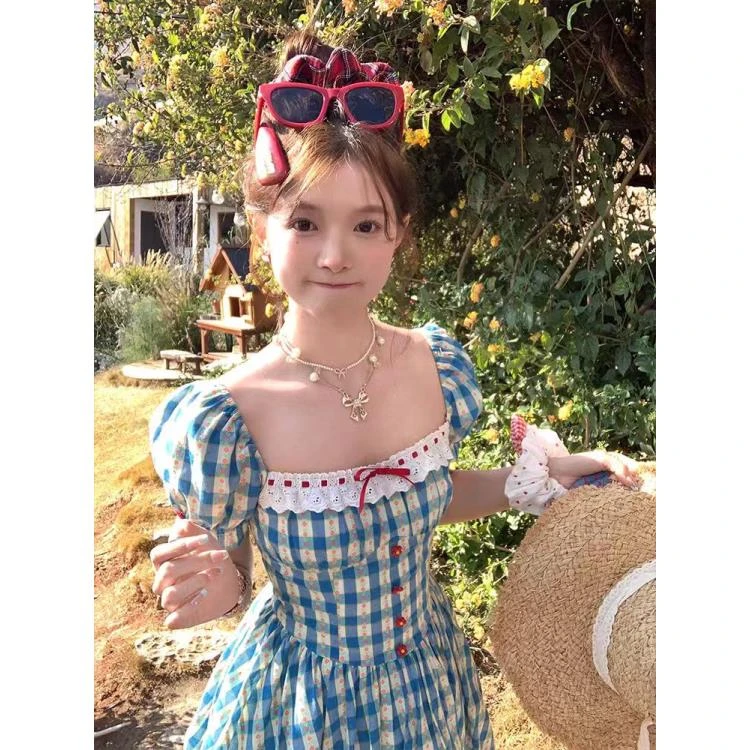 【爱乐之城】300斤特大码中长款方领格子收腰短袖女夏季法式裙子