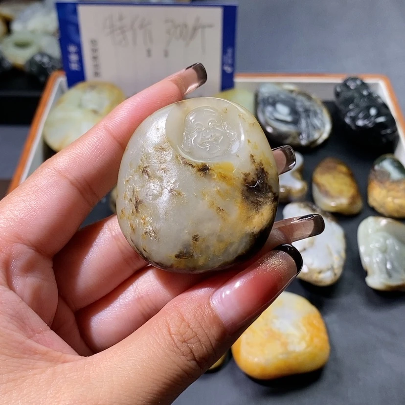 【闪购商品】和田玉未镶嵌颈饰开****Y