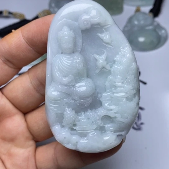 翡翠未镶嵌颈饰翡翠