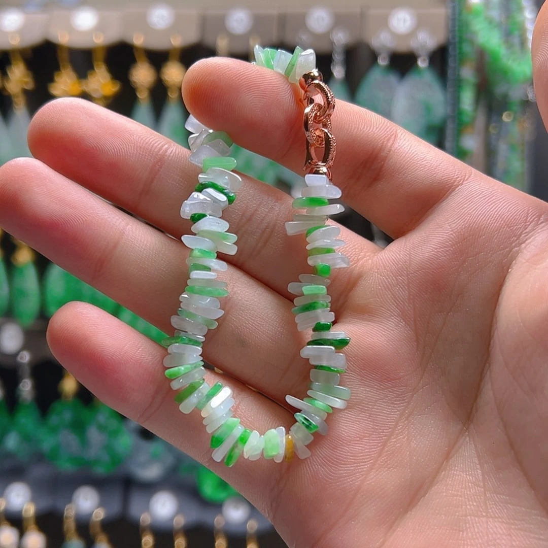 未镶嵌翡翠耳饰翡翠