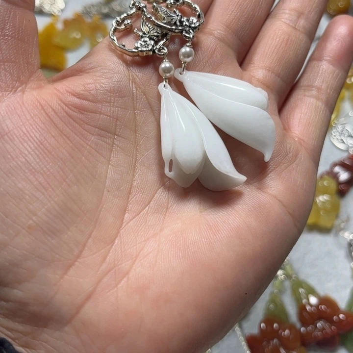蛇纹石玉未镶嵌把件