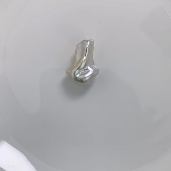 L***8未镶嵌裸珠海水珍珠澳白克旭裸珠