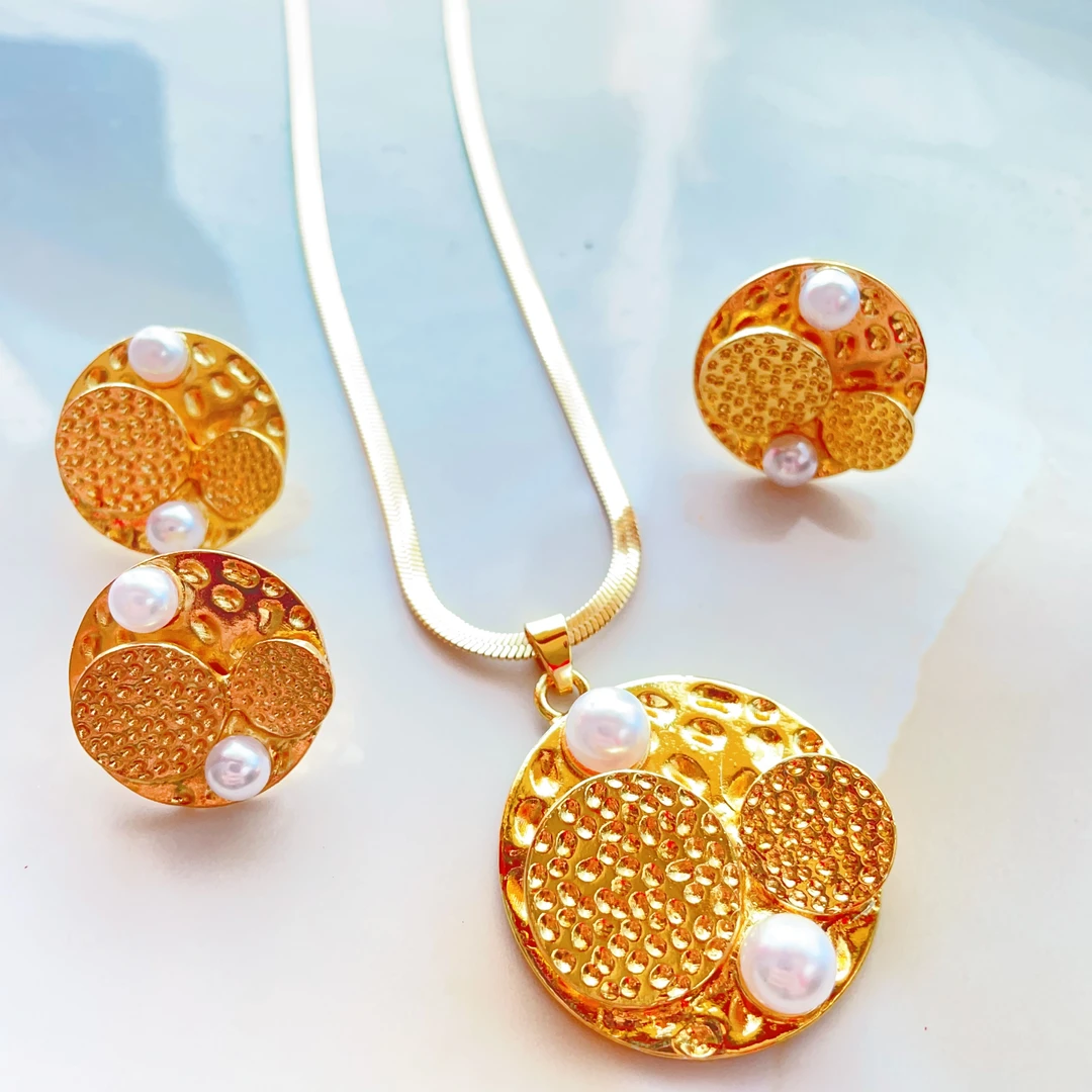 钛钢项链 Xyuer立体珠珠花圆形首饰套装