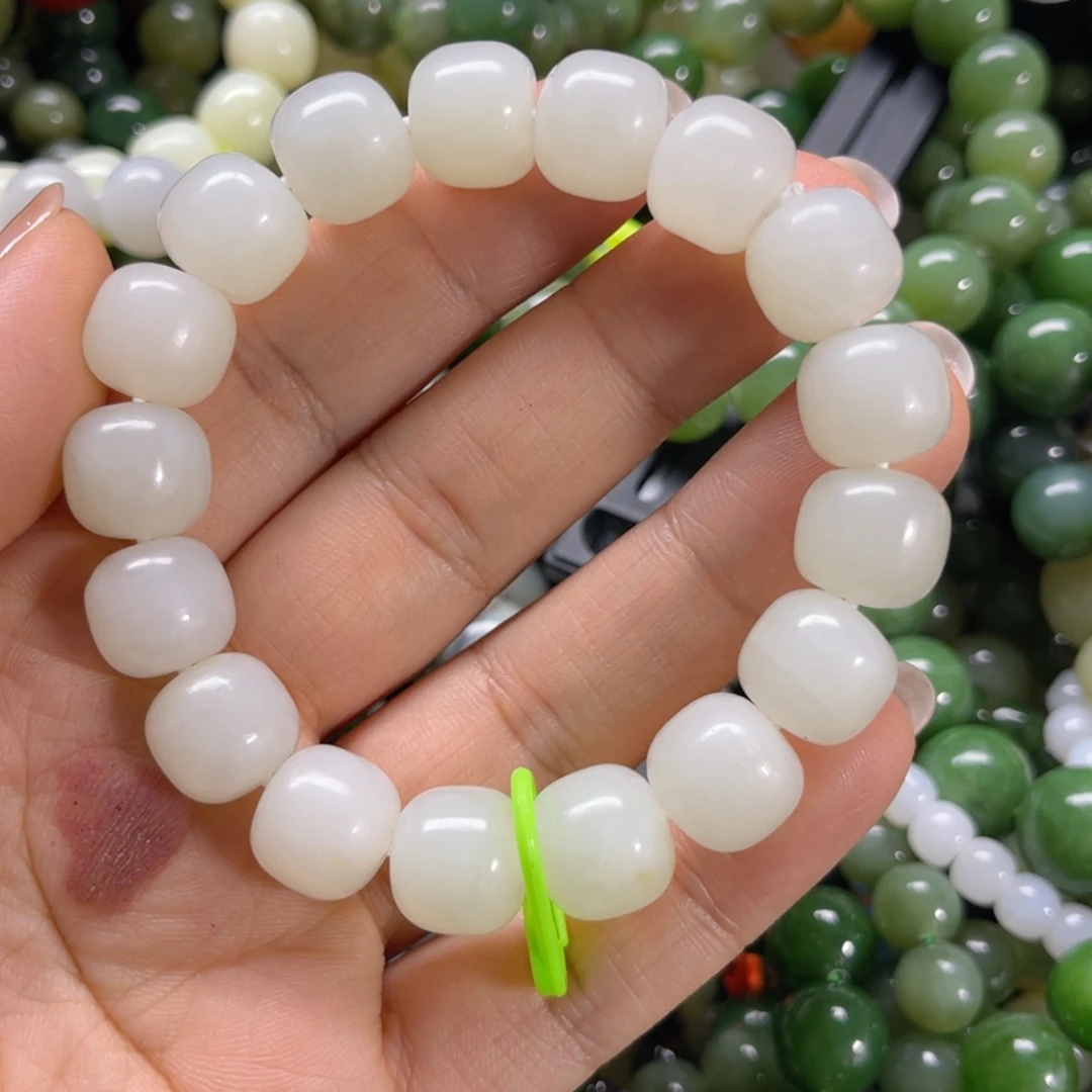 手链未镶嵌和田玉
