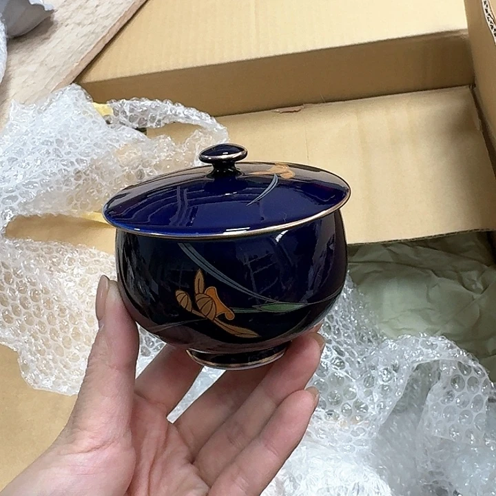 侠*瓷器。 瓷器。