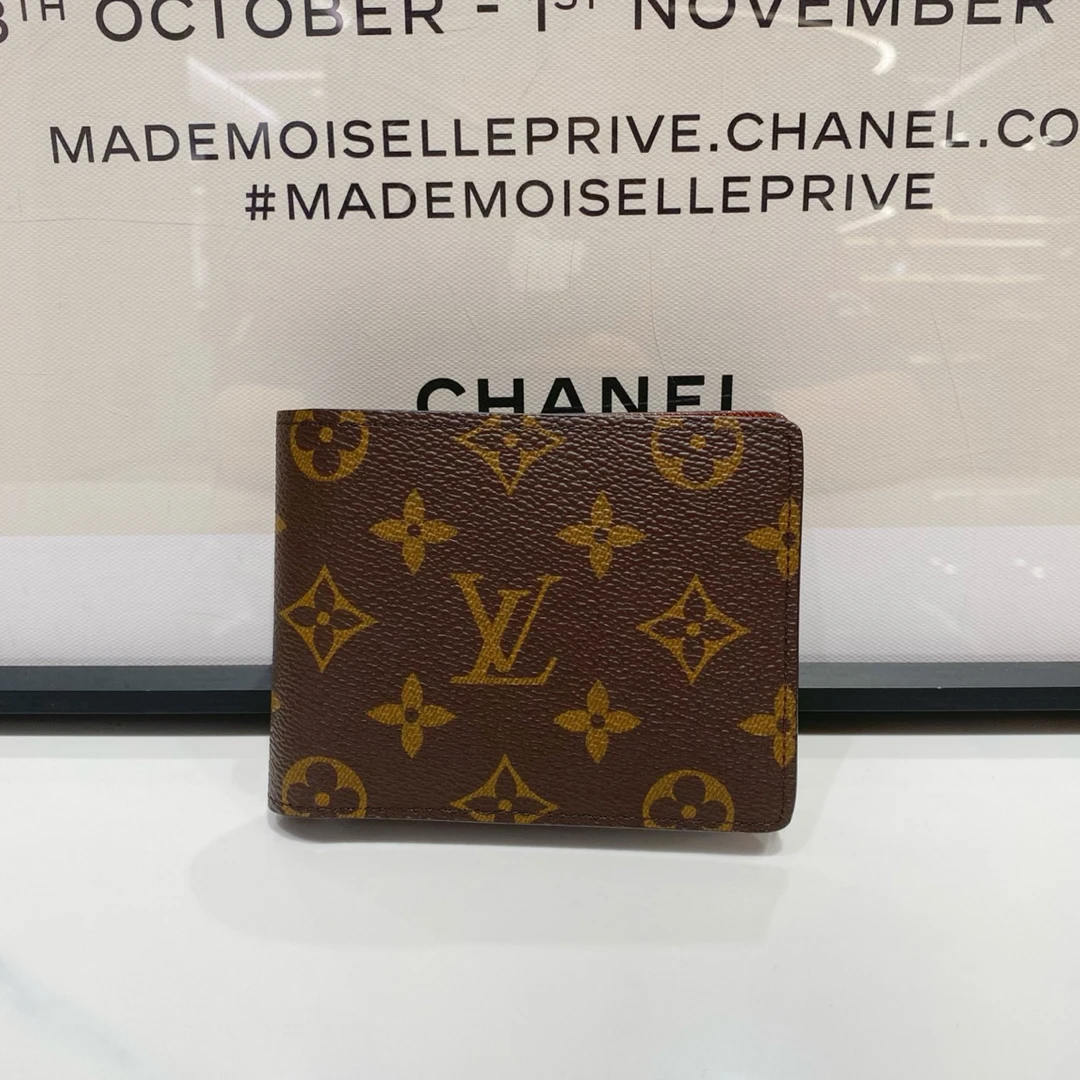 99新 LouisVuitton/路易威登 lv 老花钱包(14000)