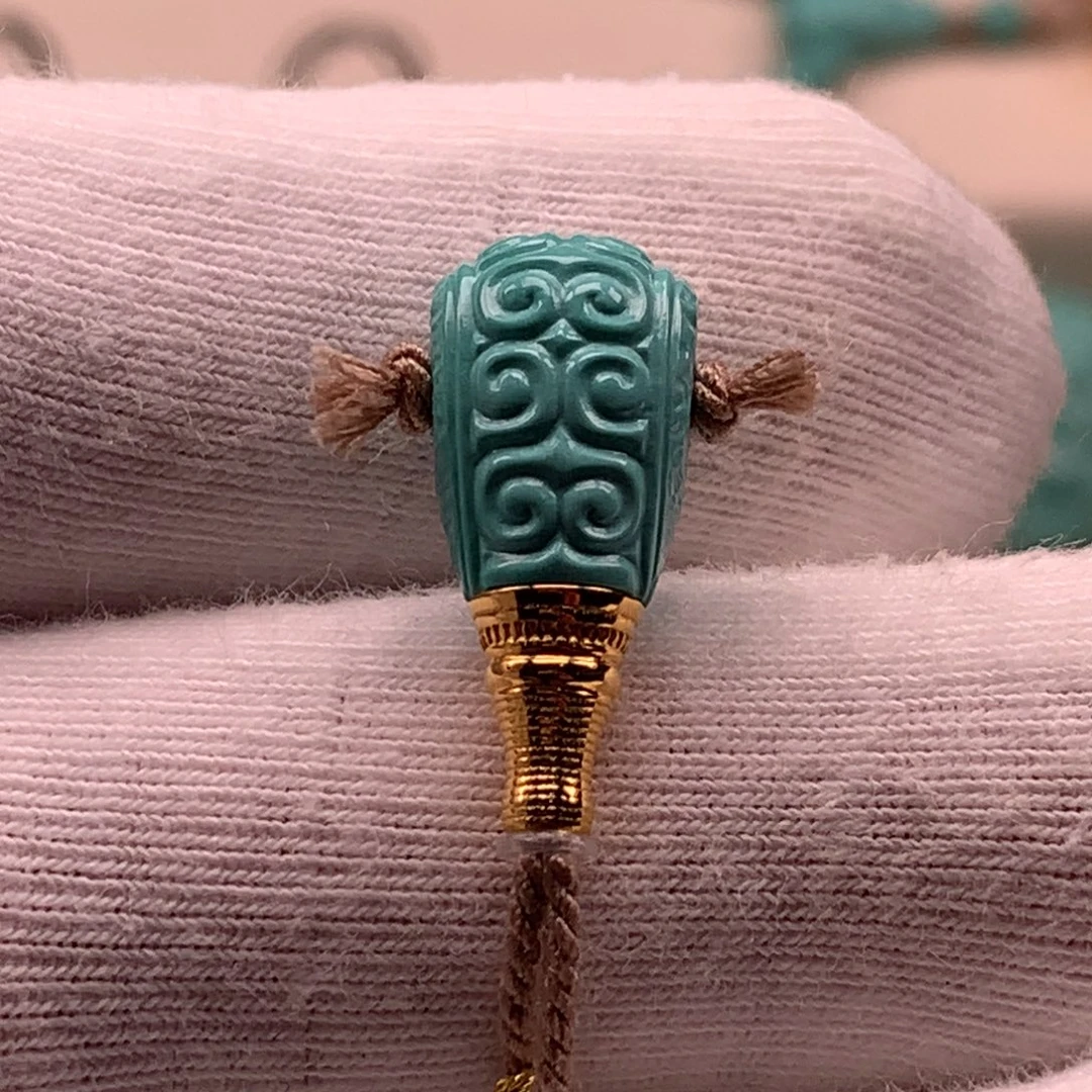 绿松石18K金镶嵌颈饰