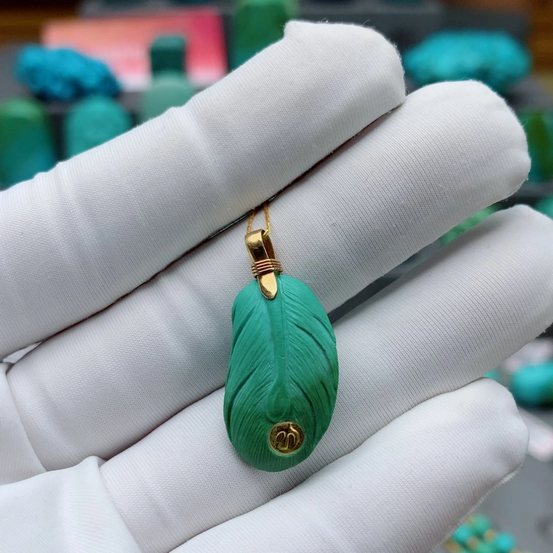 绿松石配饰未镶嵌