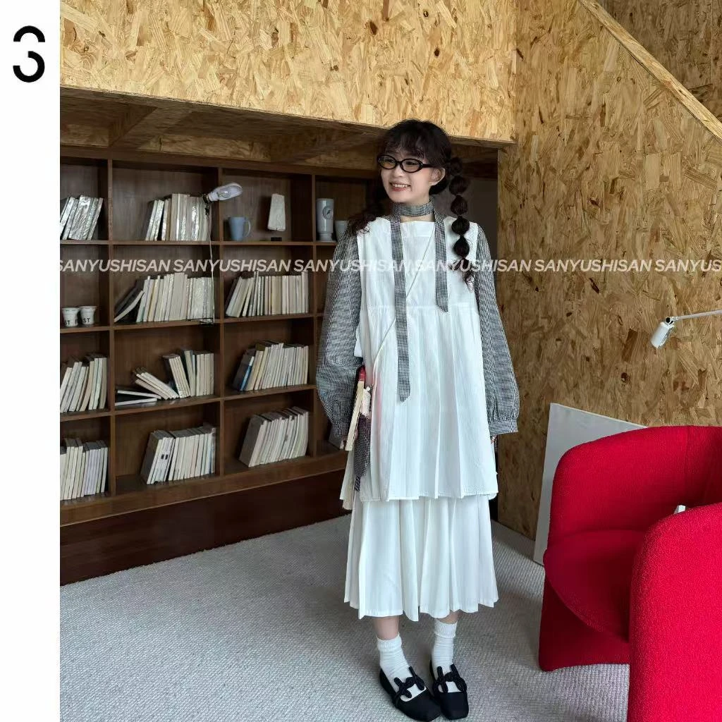 三与十三|书写诗集|春季森系两边开衩侧边绑带宽松百搭圆领小背心