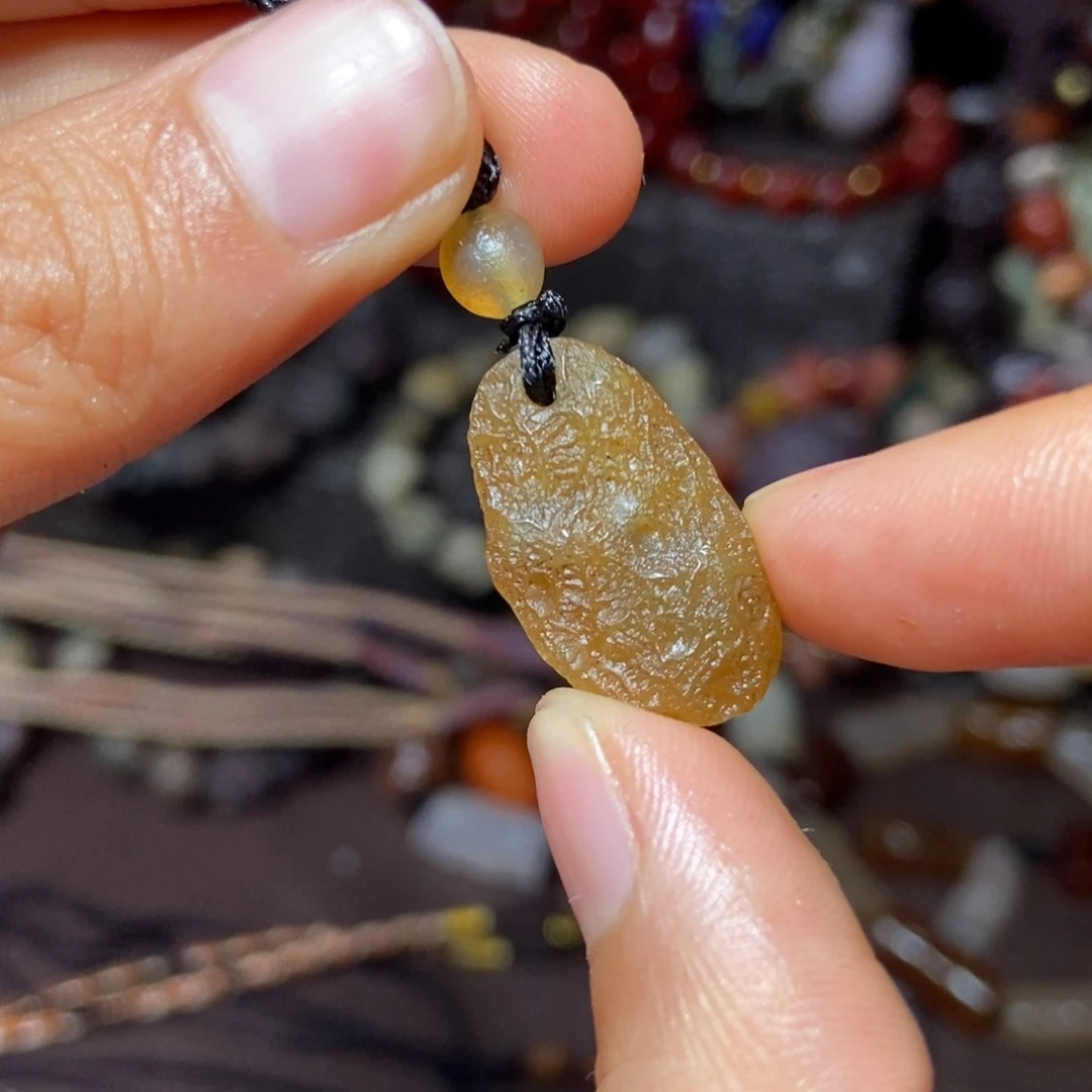 玛瑙/玉髓未镶嵌珠宝半成品雅***玲