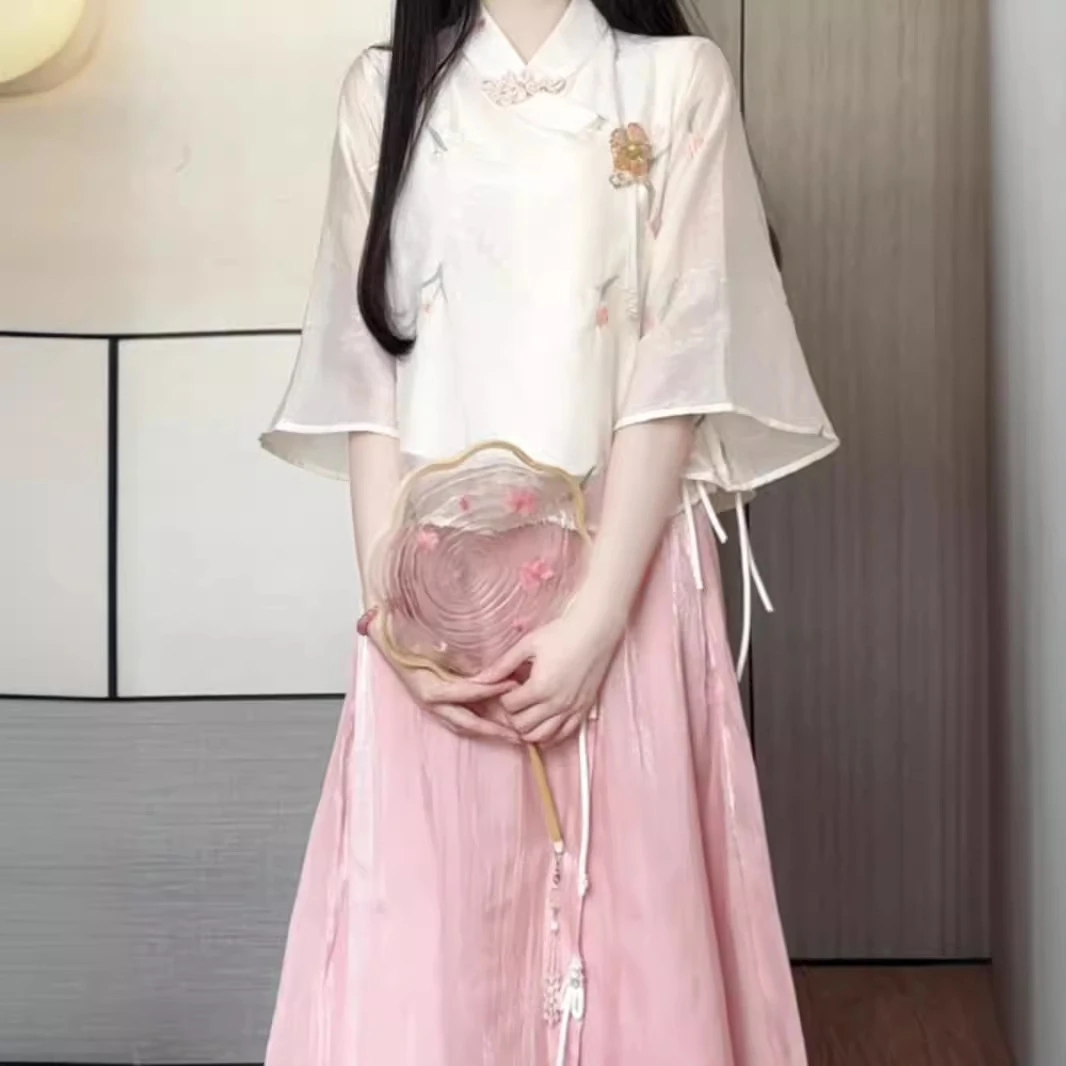 抹茶森系2025年夏季新中式超仙年轻款盘扣通勤套装日常时尚两件套