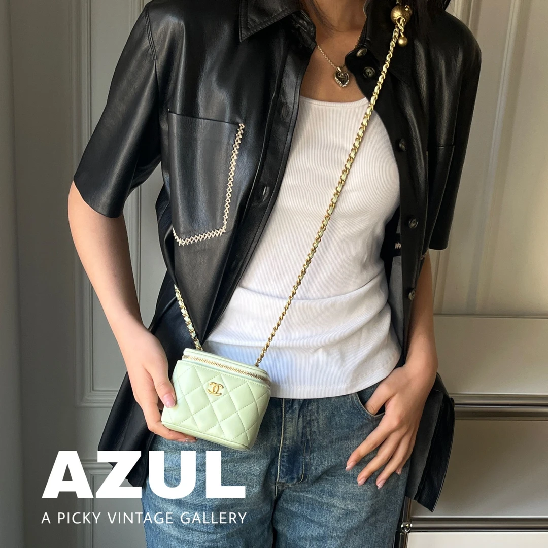 95新 Chanel/香奈儿 Azul-22C薄荷绿羊皮金球方盒斜挎包/47529