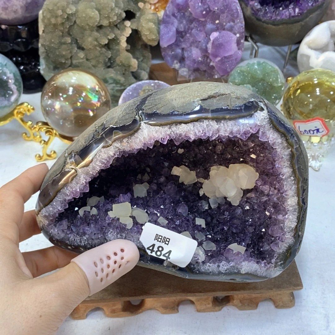 未镶嵌水晶大型摆件（非配饰）方解石