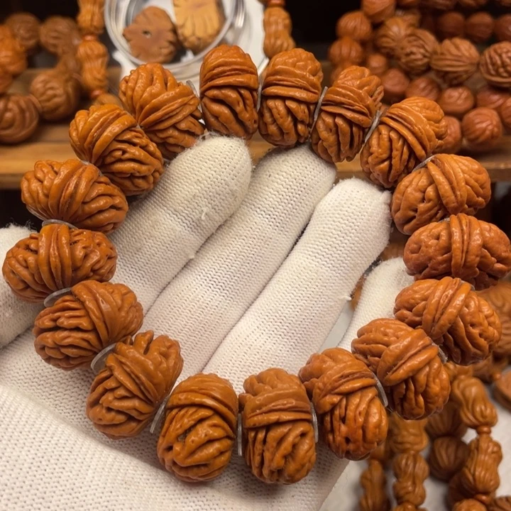 桃木6号链接桃核手串一个