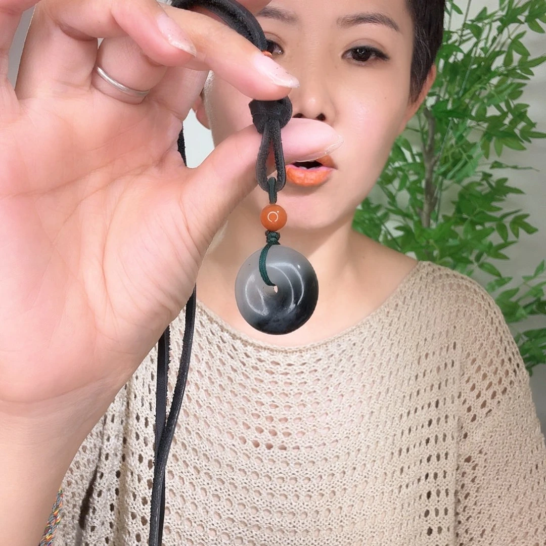 锦***花蛇纹石玉合金颈饰