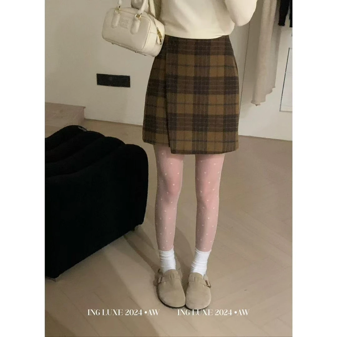 英伦风格子高腰包臀短裙复古显瘦百搭半身裙秋冬新款学院风防走光