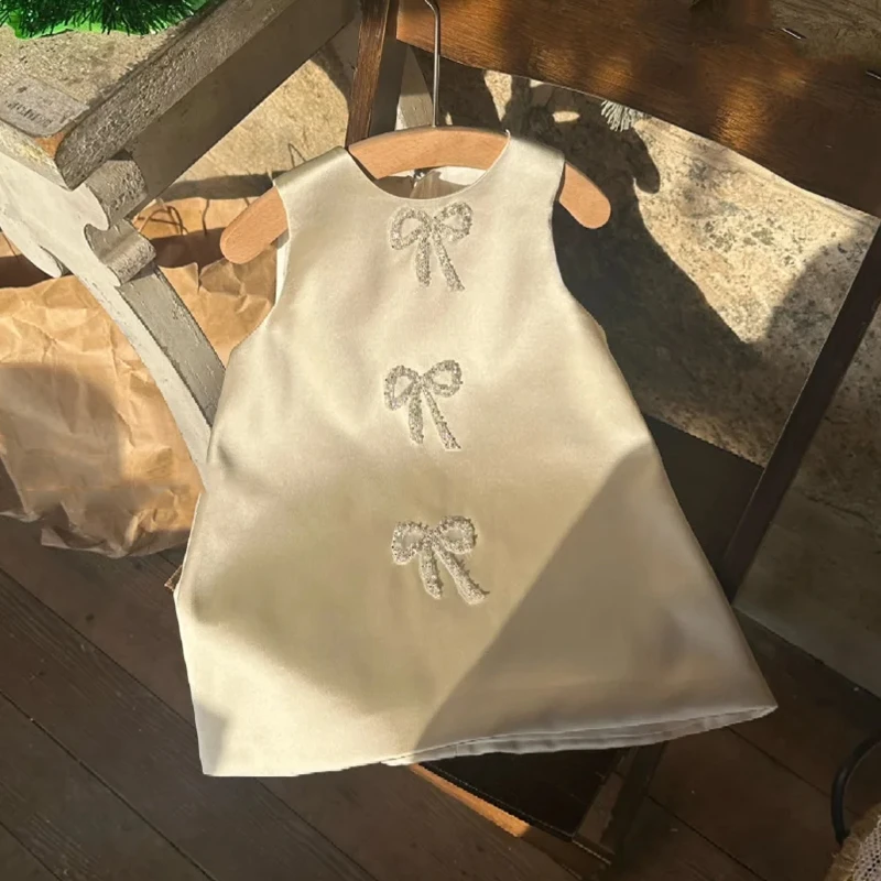 壹妈韩版童装女童过年服秋冬儿童新款洋气蝴蝶结背心裙缎面连衣裙