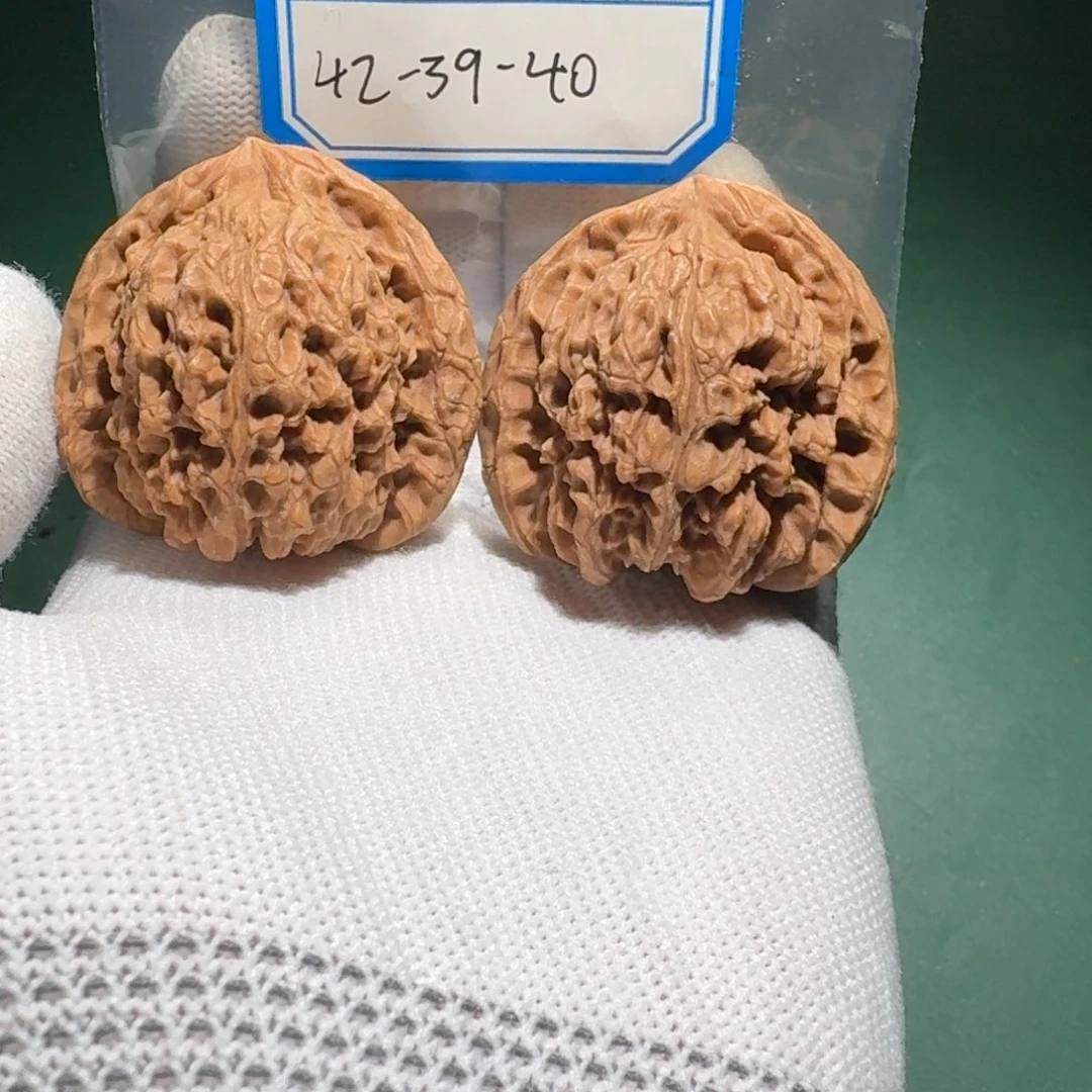 吊坠文玩核桃82号万字s