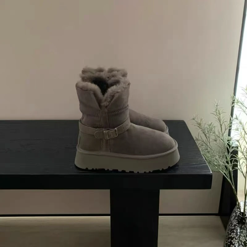 【苏茵】欧货雪地靴女冬皮扣骑士靴加绒加厚棉鞋羊皮毛一体毛长筒靴