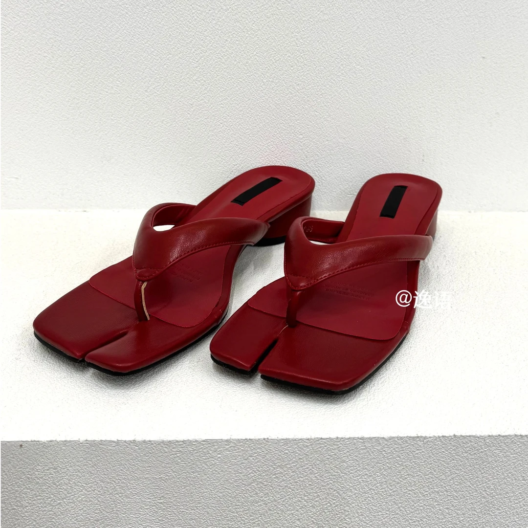 逸语2025夏季粗跟夹脚人字拖鞋女鞋子外穿夹趾凉拖分趾鞋网红凉鞋
