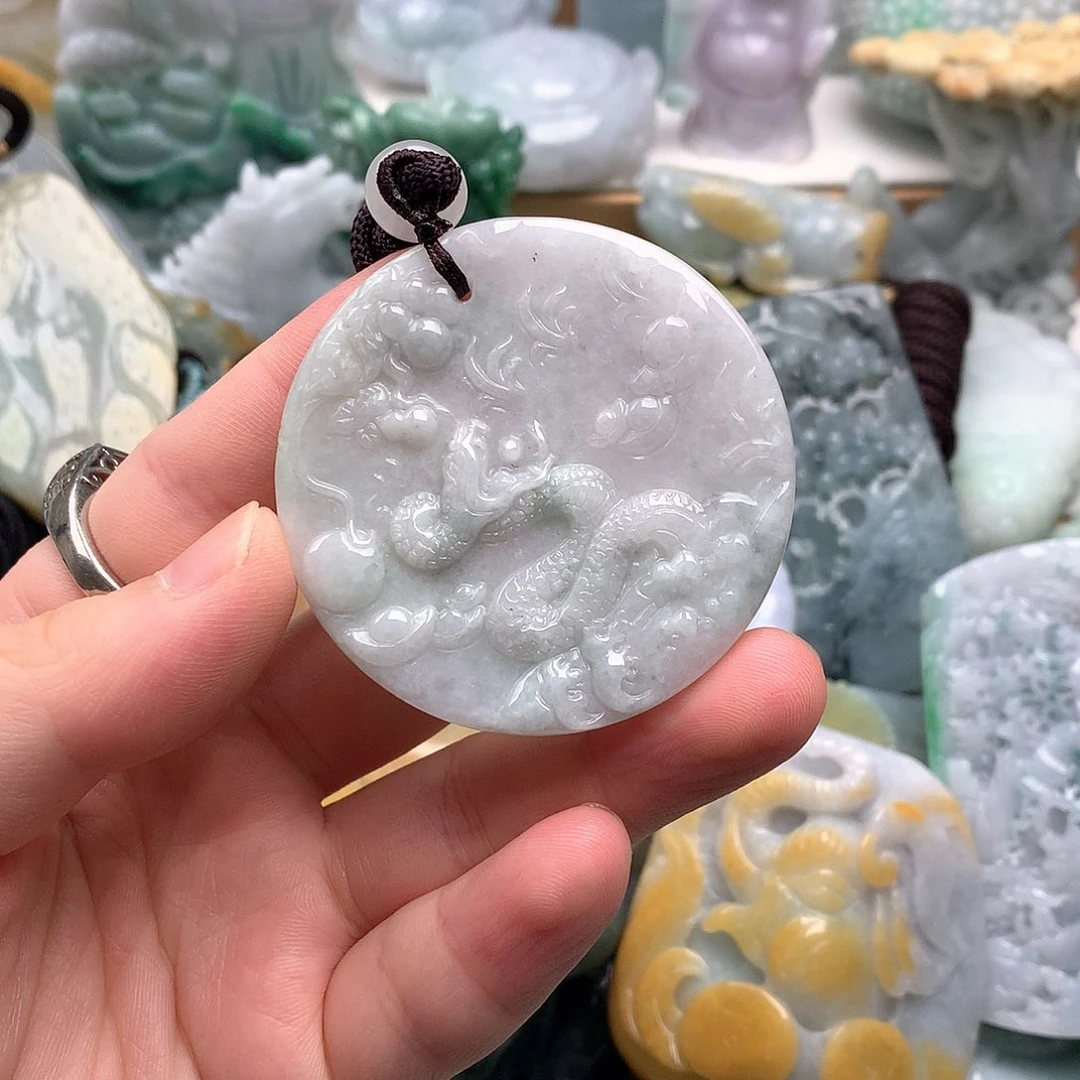 吊坠(不含链)未镶嵌翡翠