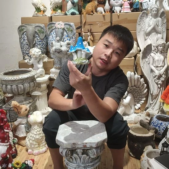 合成树脂蓝色蘑菇摆件
