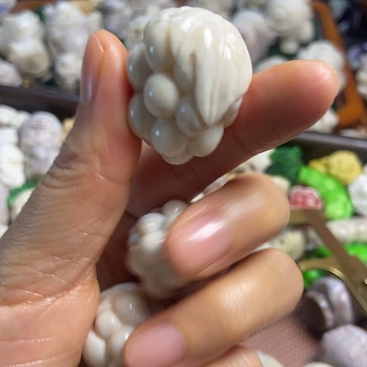 啊***配饰鹿角雕刻福利出不退不换