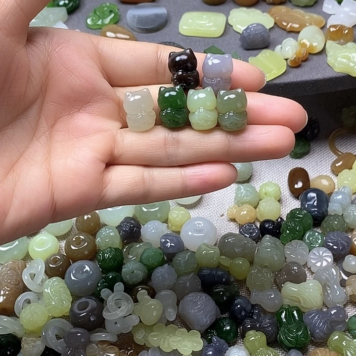 未镶嵌和田玉挂件猫98一个多样性发其一