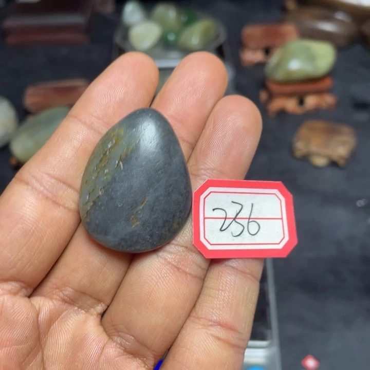 颈饰未镶嵌和田玉卫*华236
