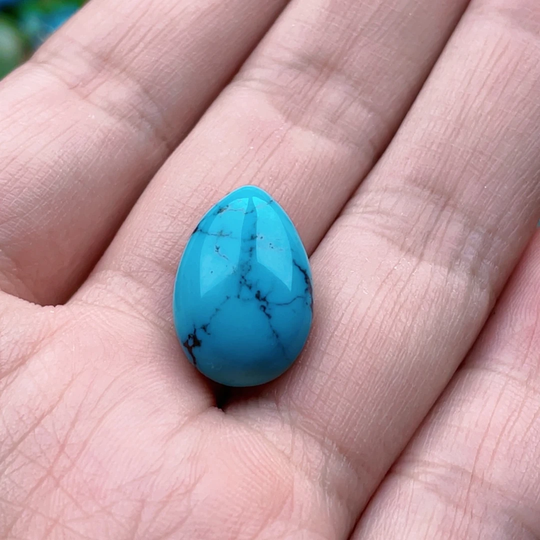 绿松石未镶嵌珠宝奇石12.7x17x8.7mm重3.3克重