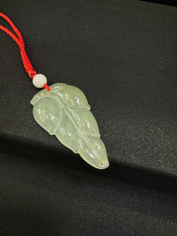 缅甸天然翡翠a货冰叶子吊坠