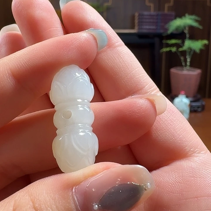 和田玉未镶嵌挂件二*哥