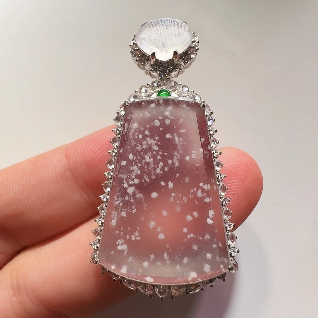 翡翠18K金镶嵌戒指戒指