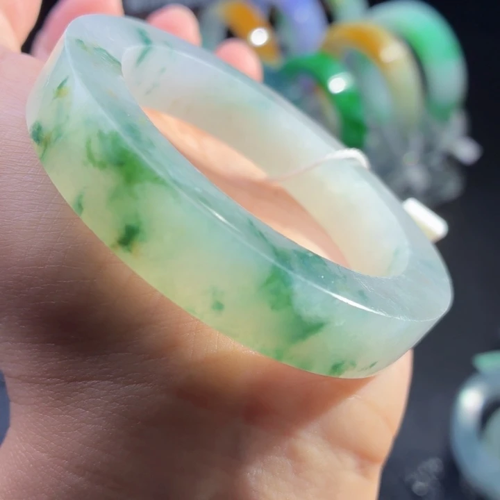 定制翡翠未镶嵌翡翠手镯定制不退不换