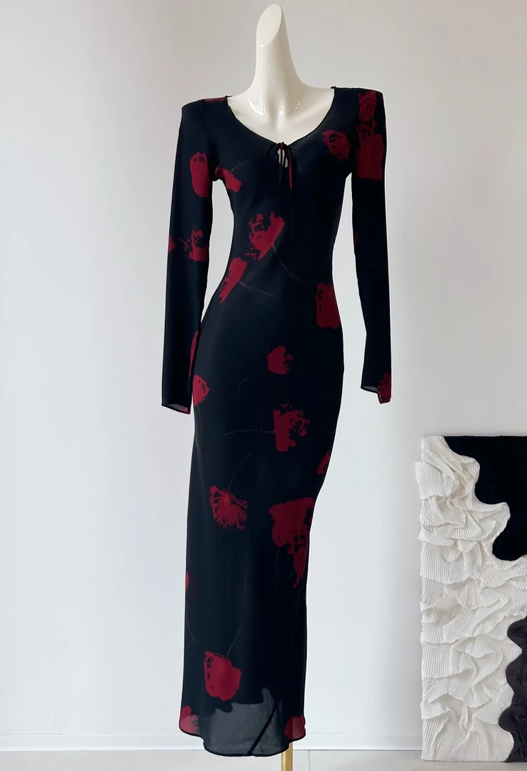 A真丝长款连衣裙立体斜裁长裙