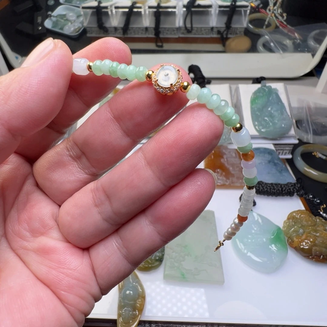 翡翠未镶嵌颈饰缅甸翡翠