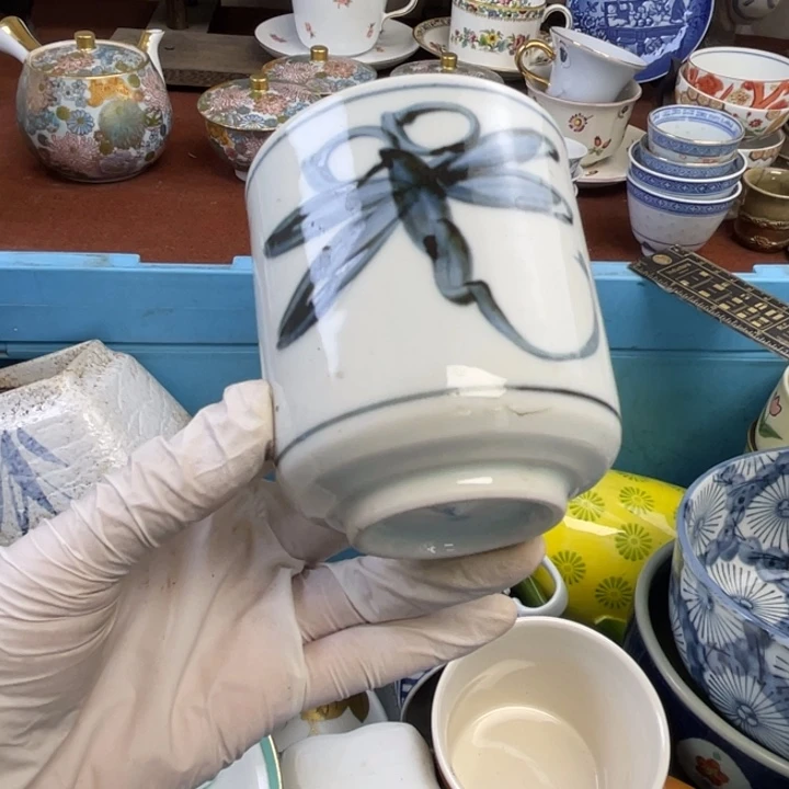 他家瓷器真美…开播了