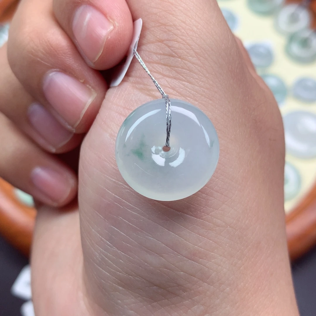 翡翠未镶嵌颈饰吊坠19.5/6mm