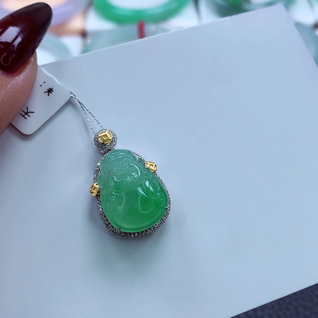 翡翠吊坠(不含链)18K金镶嵌媚**生财爷爷