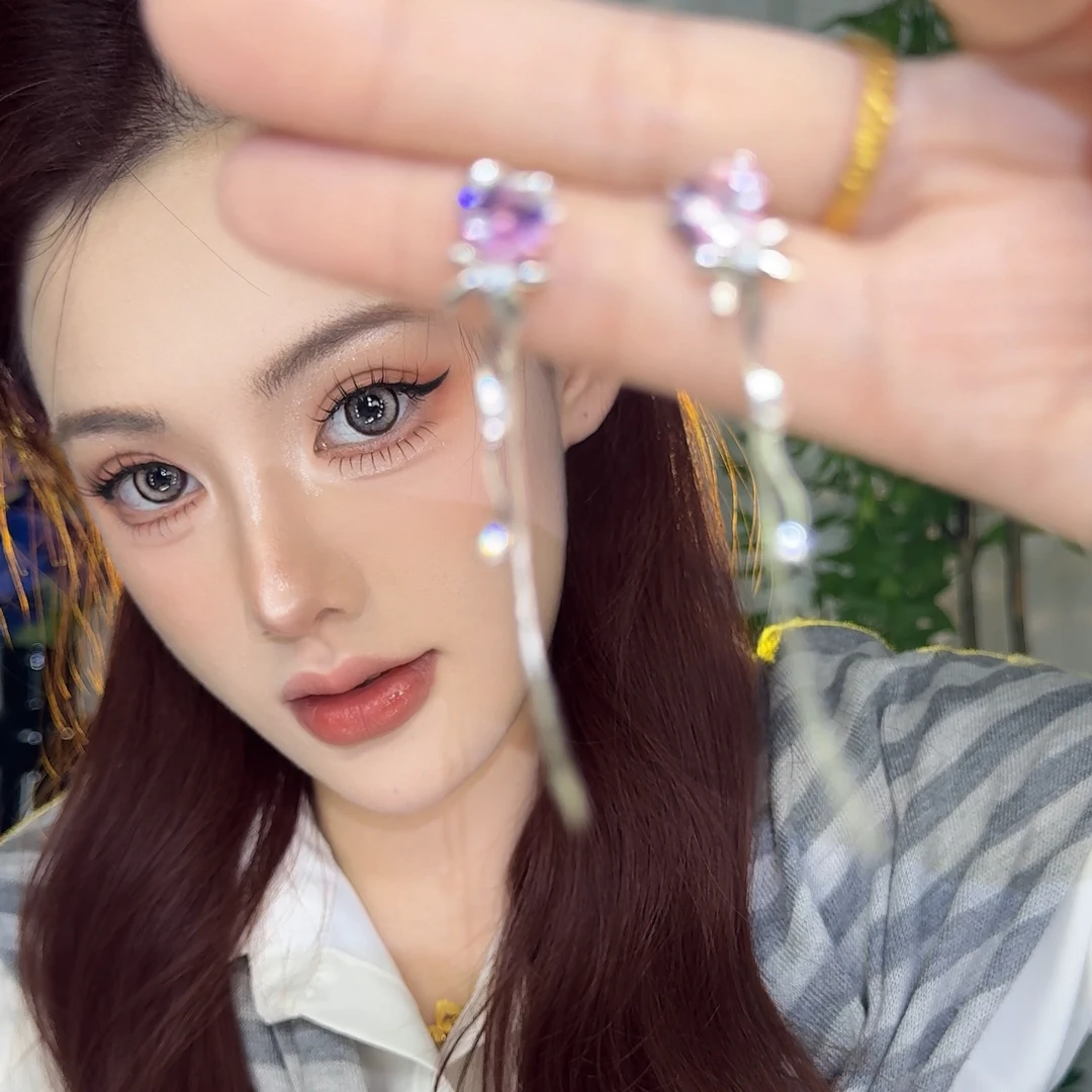 合金耳饰 简约超仙甜美可爱粉色爆闪爱心耳钉轻奢小众长款流苏蝴