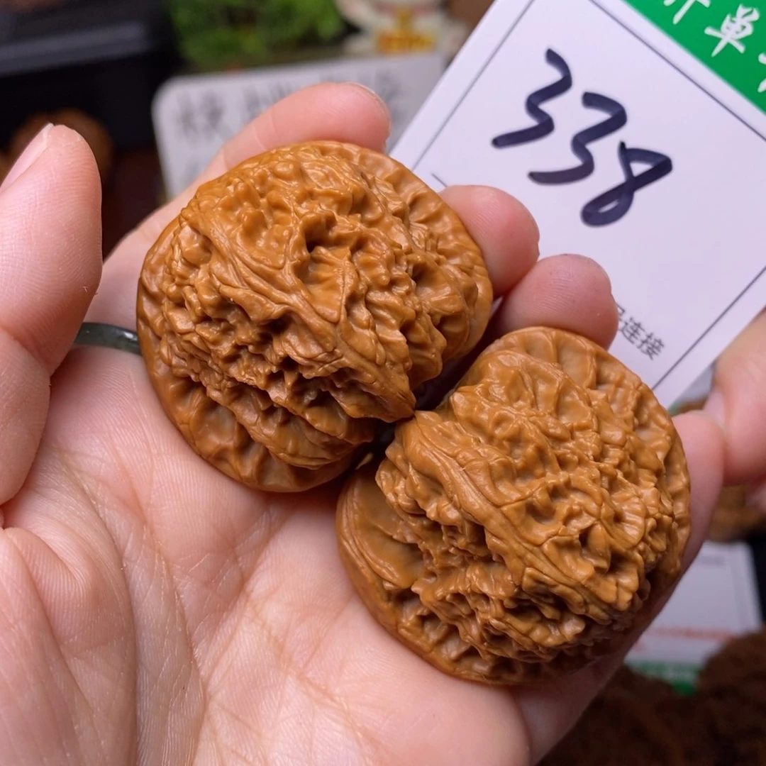 把件文玩核桃338白狮子4.2