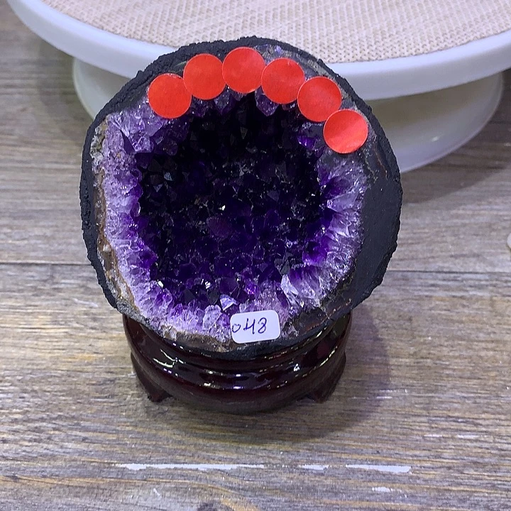 紫晶未镶嵌大型摆件（非配饰）