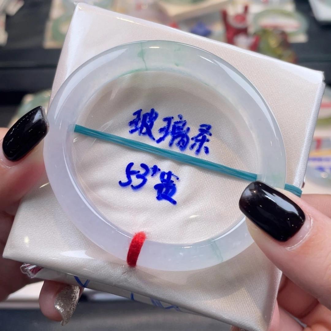 翡翠未镶嵌手镯翡翠手镯