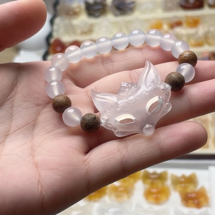 未镶嵌玛瑙狐狸面具手串玛瑙/玉髓