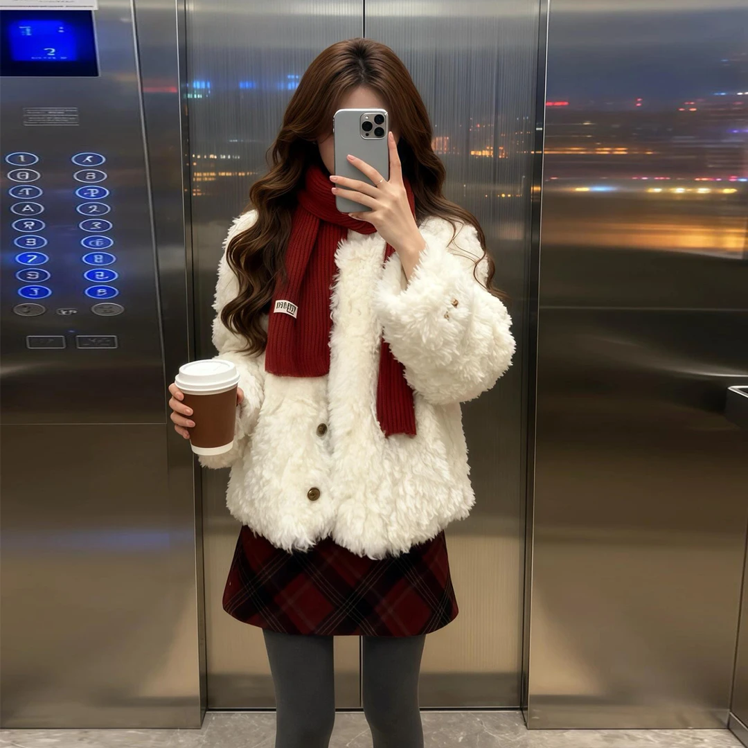 韩系仿羊羔毛外套秋冬季减龄一整套费尔岛内搭毛衣复古格子裙套装