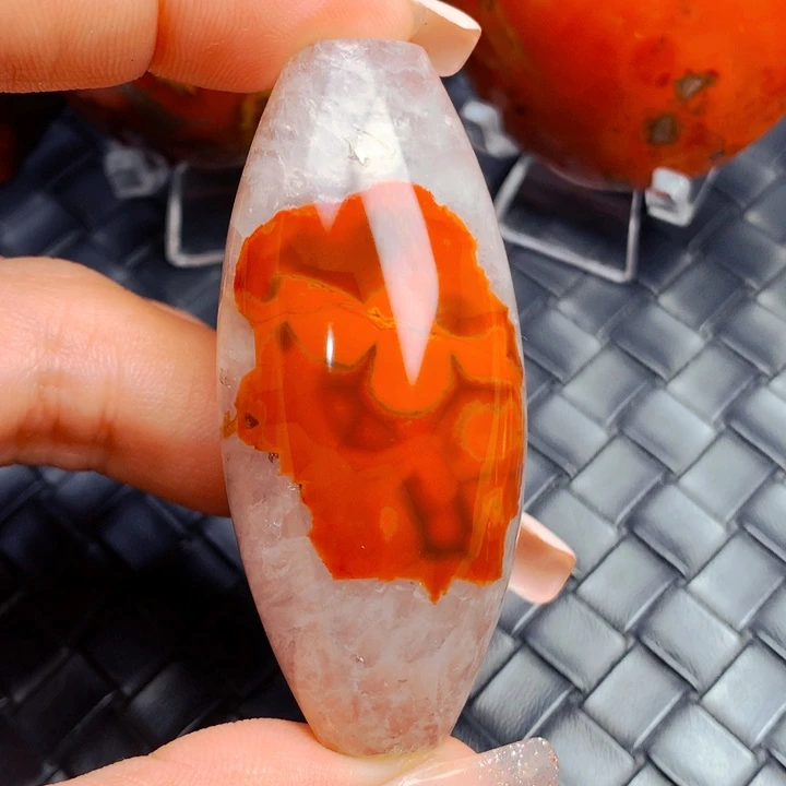 玛瑙/玉髓颈饰未镶嵌黎*