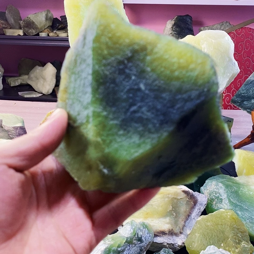 蛇纹石玉未镶嵌岫玉原石蛇纹石玉