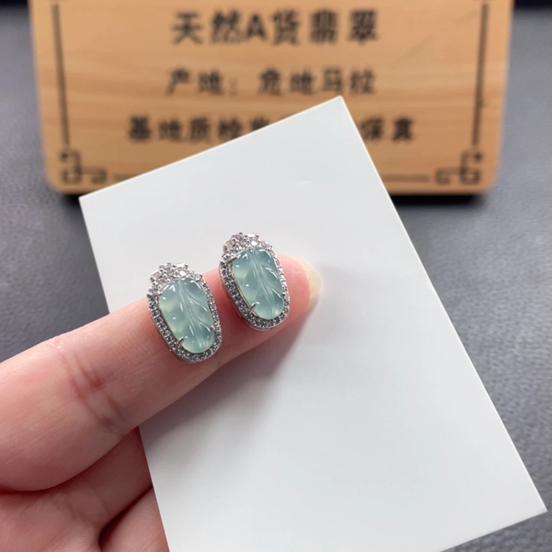 【闪购商品】银S925镶嵌翡翠耳饰金枝玉叶耳饰